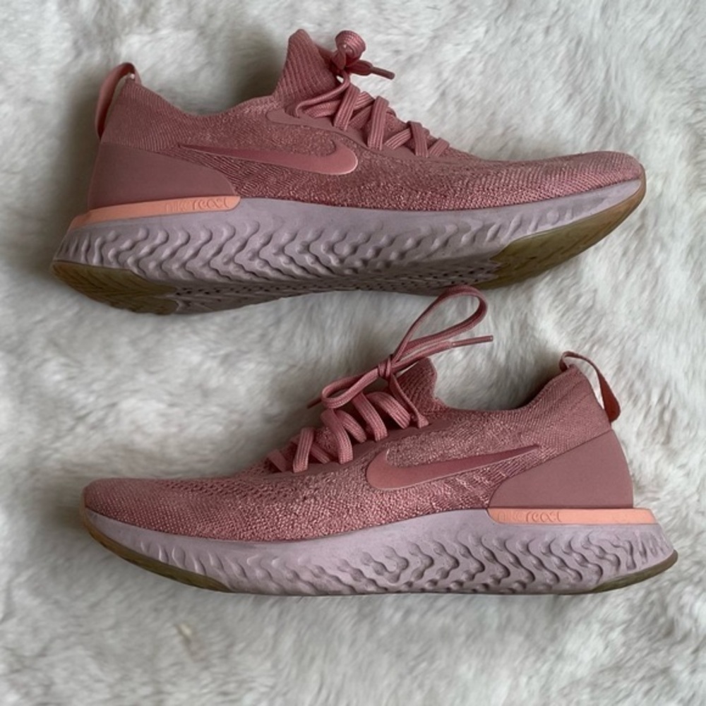 Nike Womens Epic React Flyknit Running Shoe Pink